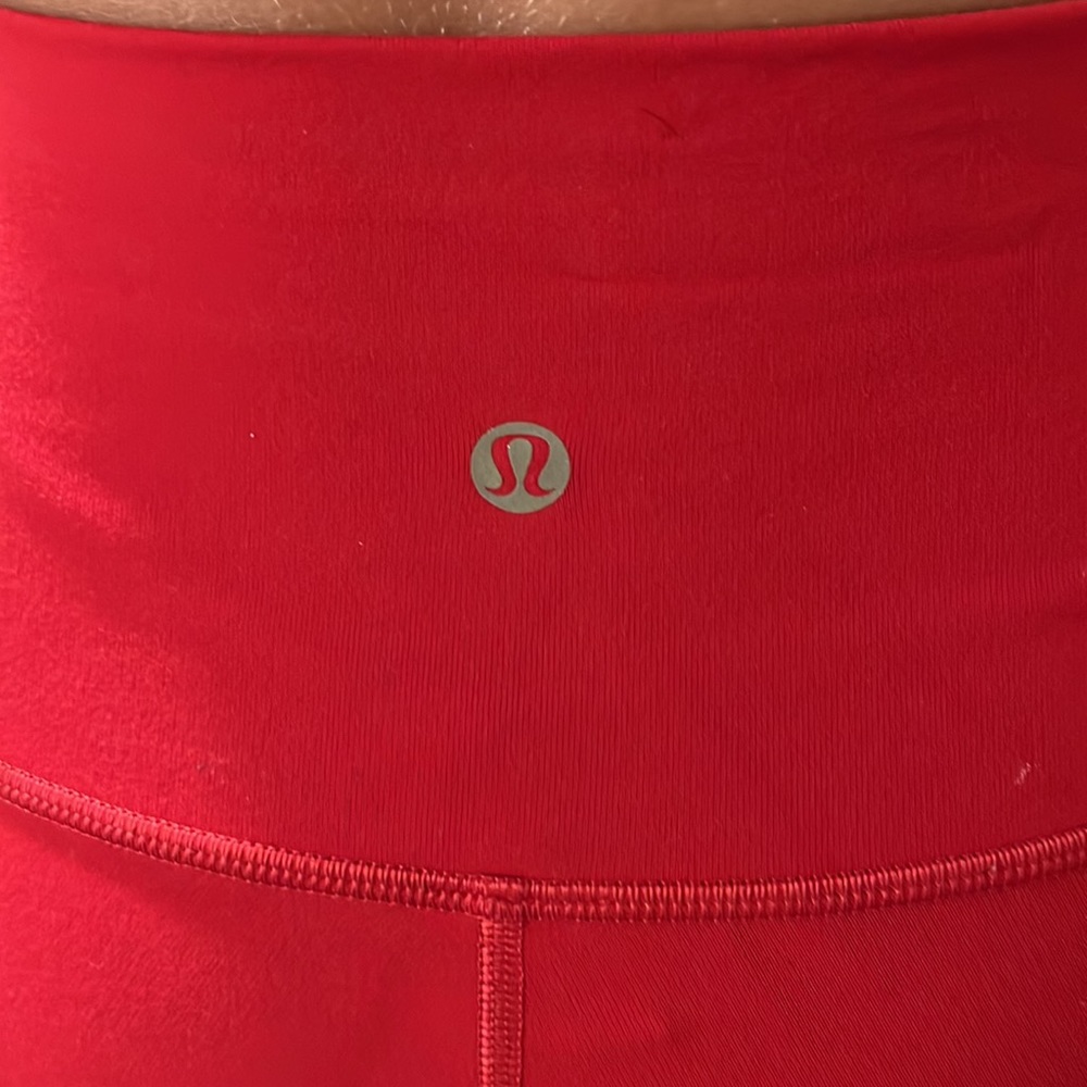 used once LIMITED EDITION lulu leggings - Picture 4 of 8